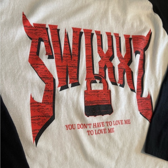 SWIXXZ Never Enough White Raglan Crop 1/4 Sleeve T-Shirt - Picture 5 of 8